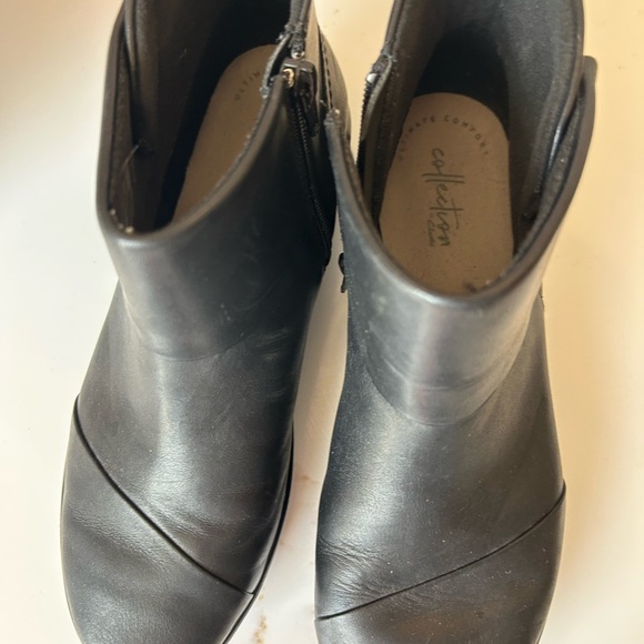 Clark’s Women's Hope Track Black Leather Ankle Boot size 7.5 - Picture 4 of 6